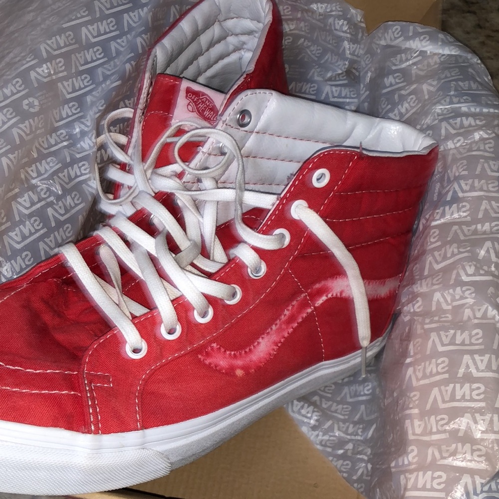 Vans - Picture 4 of 6